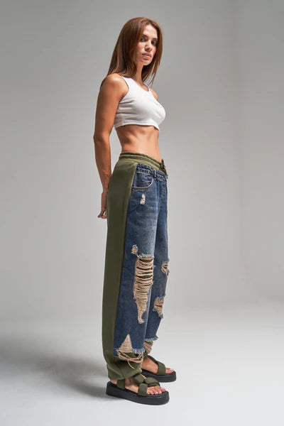 Trendy Ripped Jeans