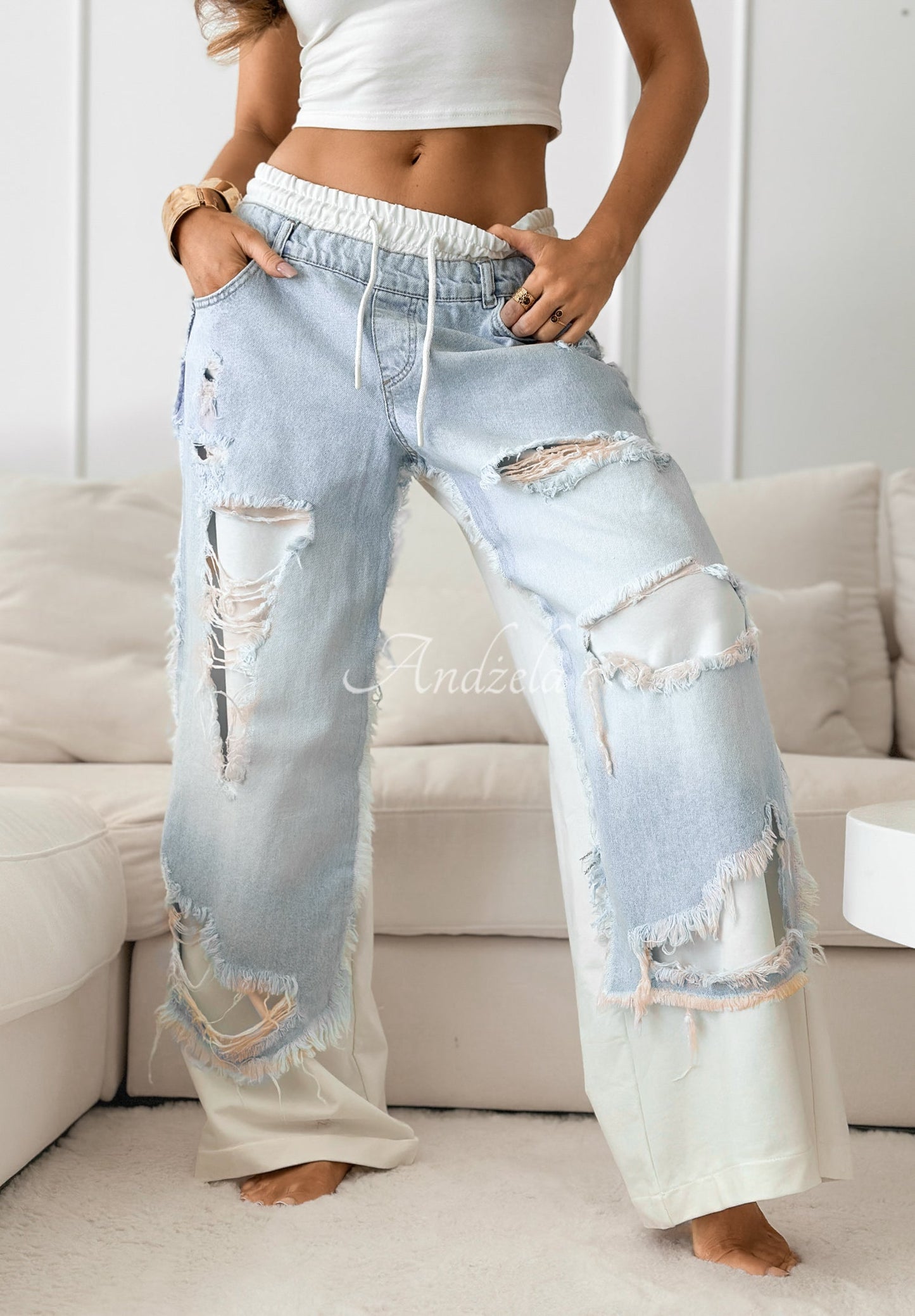 Trendy Ripped Jeans
